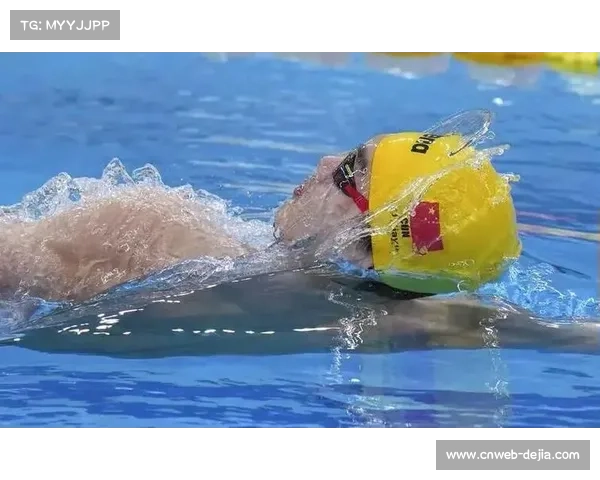 混合泳接力项目竞争激烈，多队打破赛会纪录